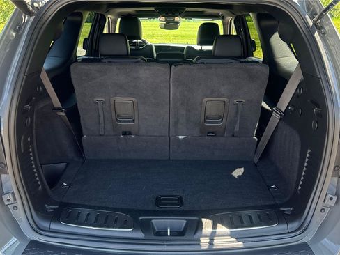 Used 2022 Dodge Durango R/T AWD/4WD image 12