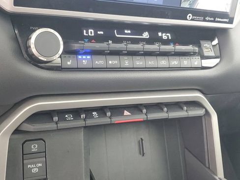 Used 2023 Toyota Sequoia Limited AWD/4WD image 29