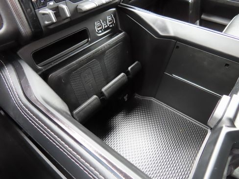 Used 2022 RAM 2500 Limited image 31