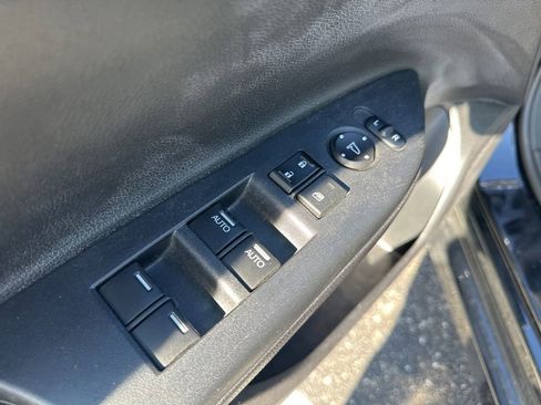 Used 2017 Honda Accord Touring image 18