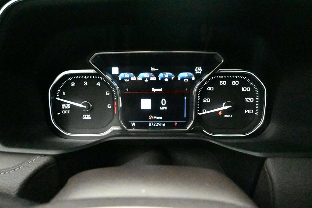 Used 2021 GMC Yukon Denali w/ Denali Premium Package AWD/4WD image 14