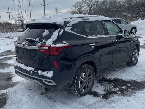Used 2021 Kia Seltos S image 5