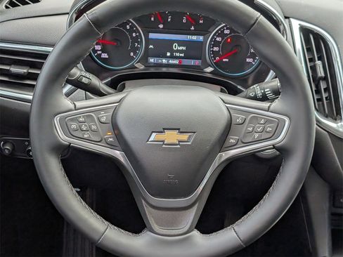 Used 2023 Chevrolet Equinox LT image 11