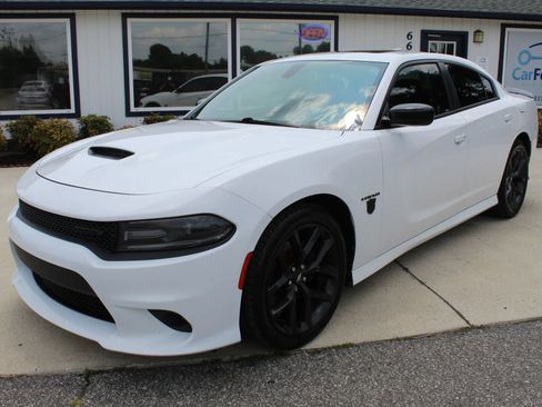 Used 2020 Dodge Charger R/T w/ Driver Convenience Group RWD image 33
