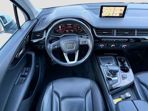 Used 2019 Audi Q7 3.0T Premium Plus image 16