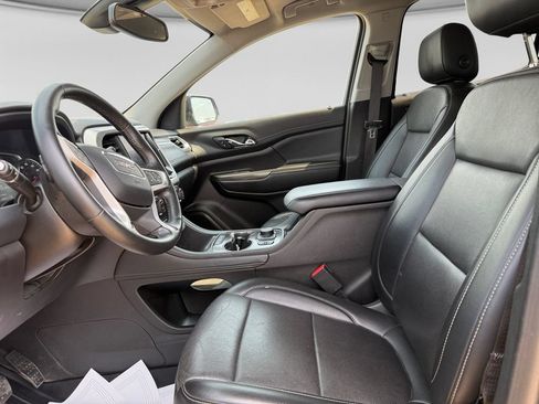 Used 2023 GMC Acadia SLT AWD/4WD image 21