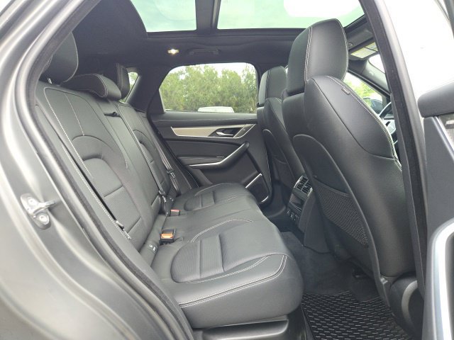 Used 2026 Jaguar F-PACE R-Dynamic S AWD/4WD image 10