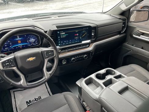 Used 2023 Chevrolet Silverado 1500 LT AWD/4WD image 22