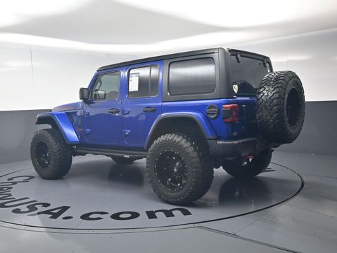 Used 2018 Jeep Wrangler Unlimited Rubicon w/ Dual Top Group AWD/4WD image 7