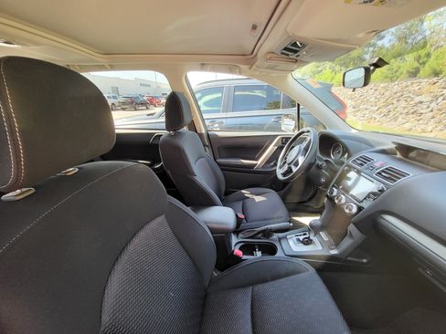 Used 2017 Subaru Forester 2.5i Premium w/ Rugged Package #1 AWD/4WD image 8