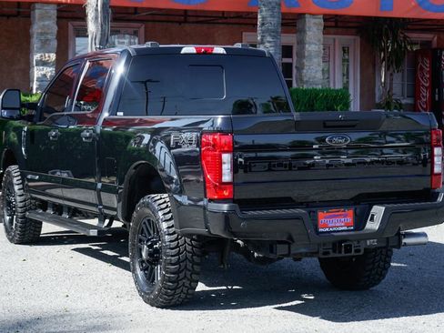 Used 2022 Ford F250 XLT w/ Black Appearance Package AWD/4WD image 6