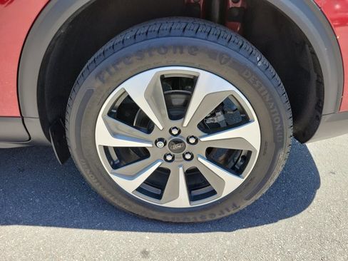 Used 2023 Ford Escape Platinum AWD/4WD image 27