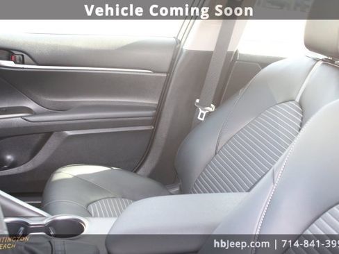 Used 2023 Toyota Camry SE image 33