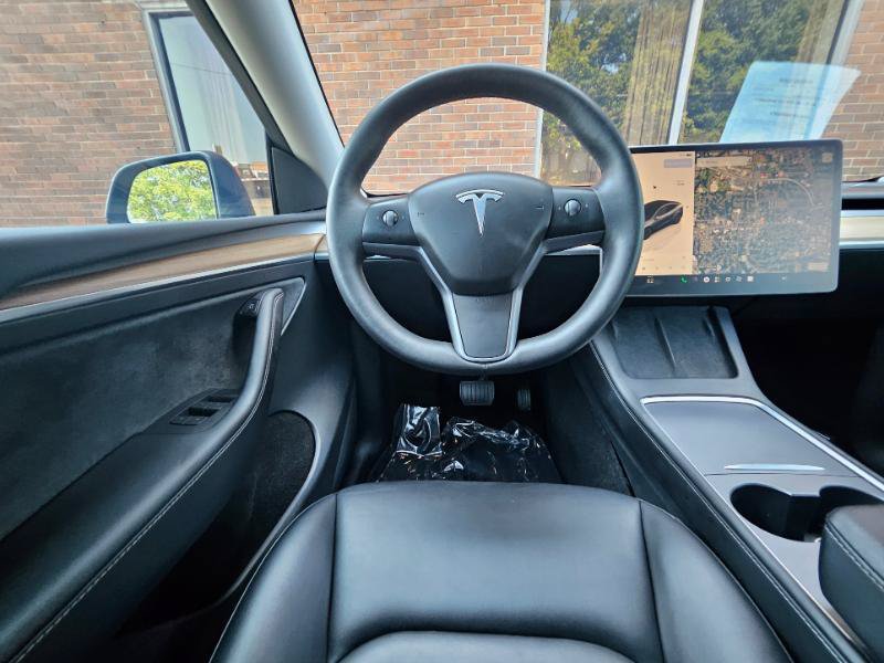 Used 2023 Tesla Model Y Long Range AWD/4WD image 4