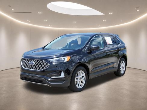 Used 2024 Ford Edge SEL AWD/4WD image 3