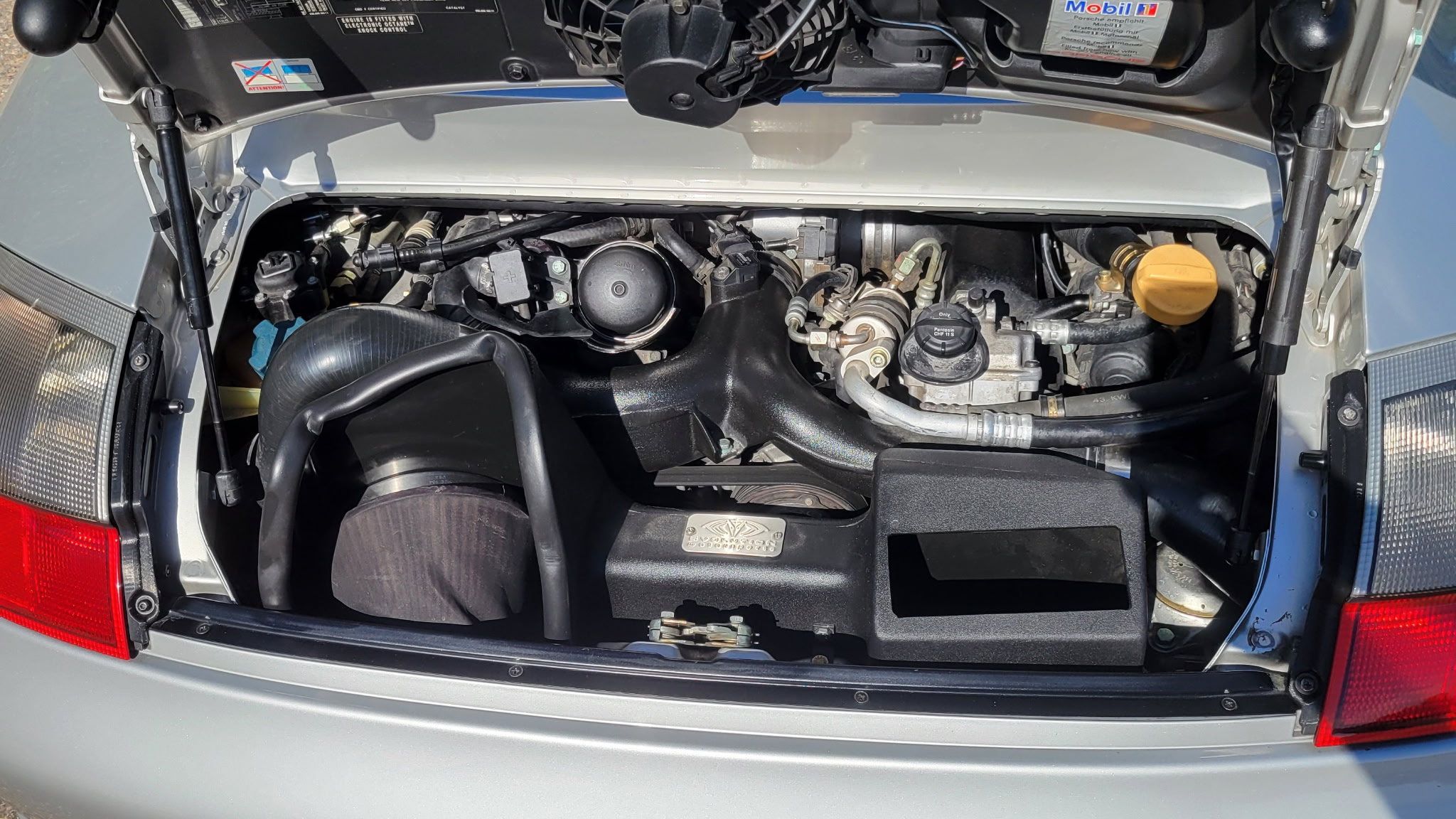 Used 2001 Porsche 911 Turbo AWD/4WD image 9