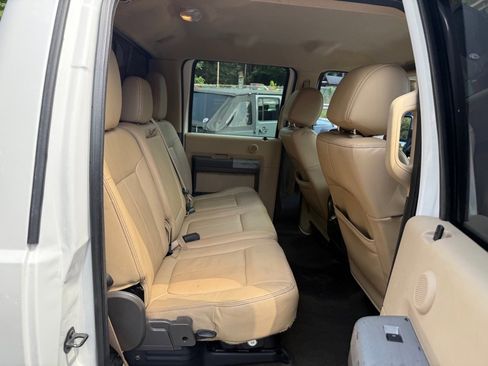 Used 2015 Ford F250 Lariat w/ Chrome Package image 75