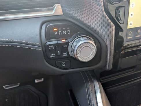 Used 2023 RAM 1500 Limited AWD/4WD image 17