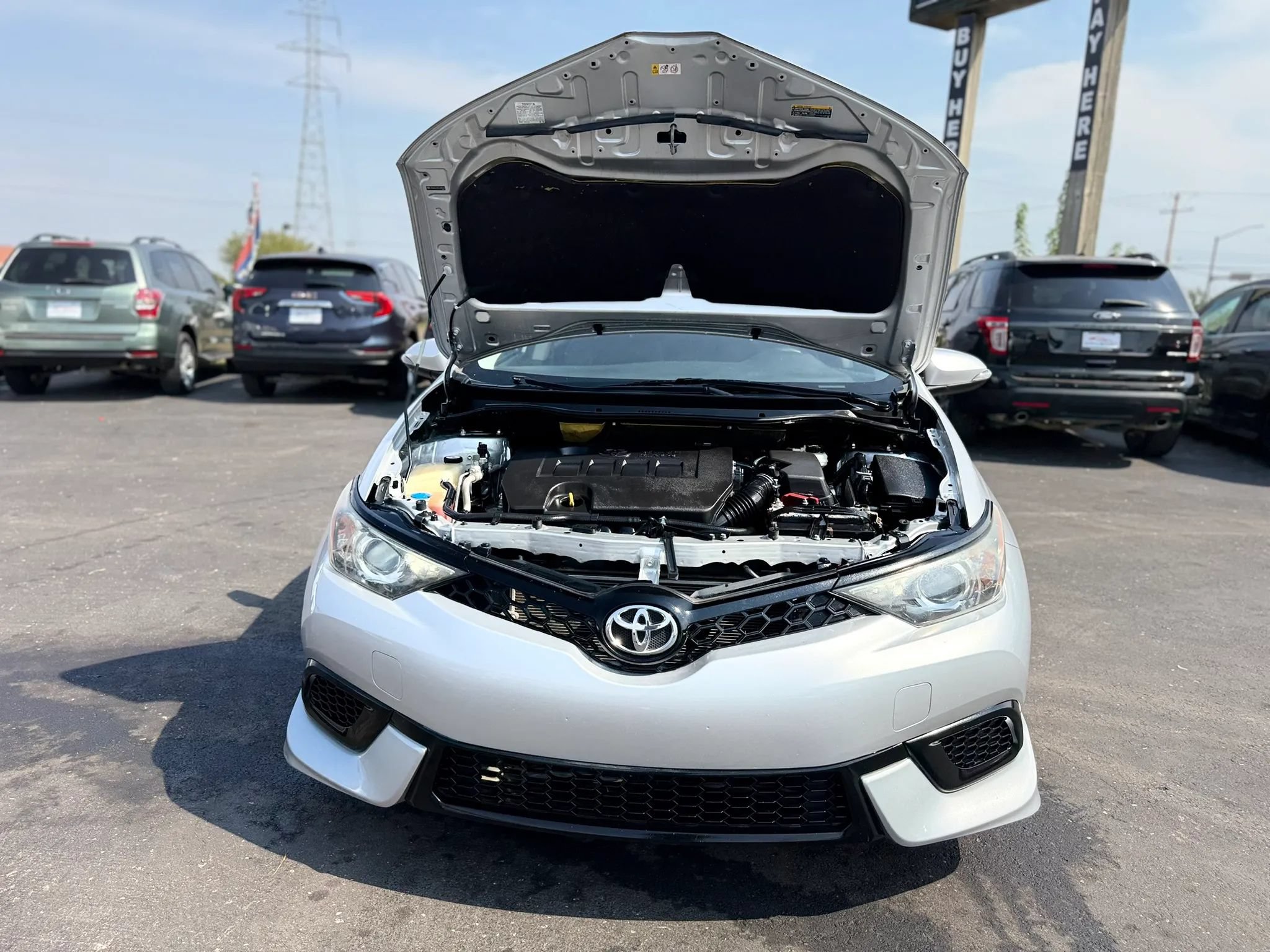 Used 2017 Toyota Corolla iM FWD image 10