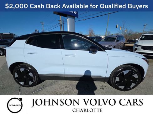 New 2026 Volvo EX30 Ultra w/ Protection Package Premier image 4