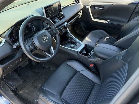 Used 2020 Toyota RAV4 XSE image 19