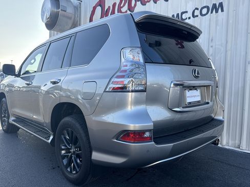 Used 2022 Lexus GX 460 Premium image 5