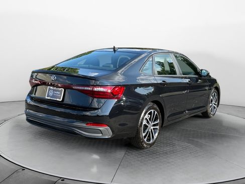 Used 2026 Volkswagen Jetta Sport FWD image 7