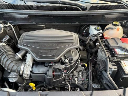 Used 2020 Cadillac XT5 Premium Luxury image 10