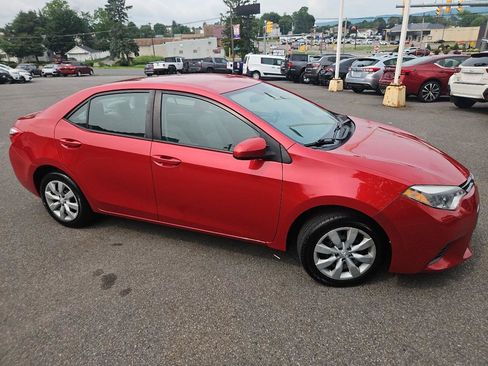 Used 2016 Toyota Corolla LE FWD image 37