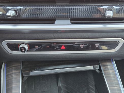 Used 2024 BMW X5 xDrive40i w/ Premium Package image 29