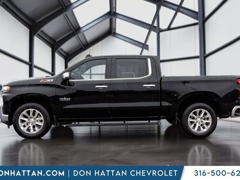 Used 2020 Chevrolet Silverado 1500 LTZ AWD/4WD image 2