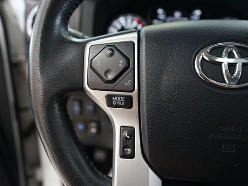 Used 2018 Toyota Tundra Limited w/ Limited Premium Package AWD/4WD image 31
