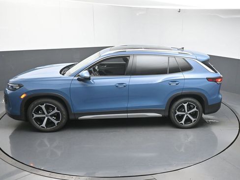 New 2026 Volkswagen Tiguan SE FWD image 46