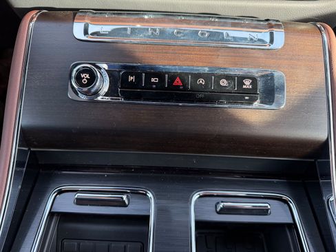 New 2026 Lincoln Aviator Reserve image 18