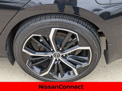 Certified 2023 Nissan Altima 2.5 SR w/ SR Premium Package FWD image 13
