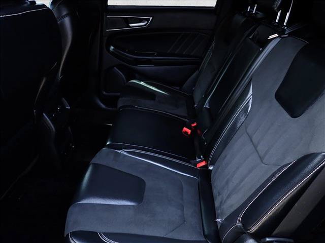 Used 2019 Ford Edge ST w/ Equipment Group 401A AWD/4WD image 11