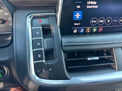 Used 2021 Chevrolet Tahoe LT AWD/4WD image 9