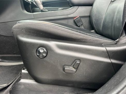 Used 2022 Jeep Grand Cherokee Limited image 13