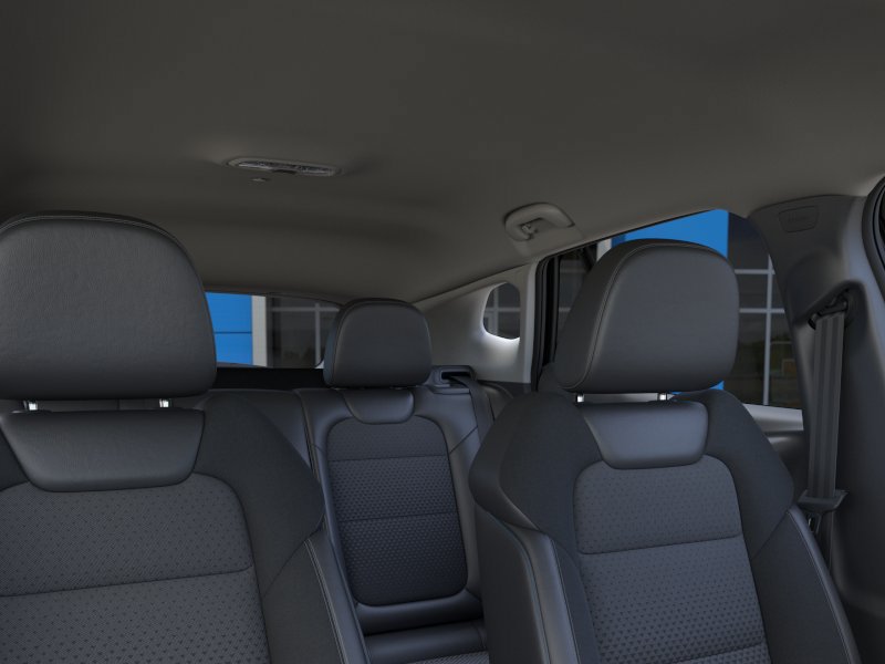 New 2026 Chevrolet Trax LT w/ LT Convenience Package FWD image 16