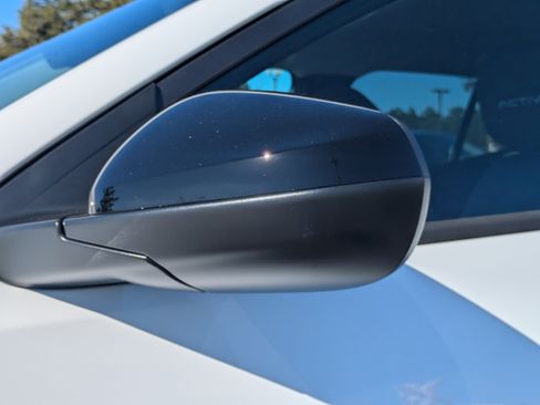 New 2026 Chevrolet Trax ACTIV w/ Driver Confidence Package image 33