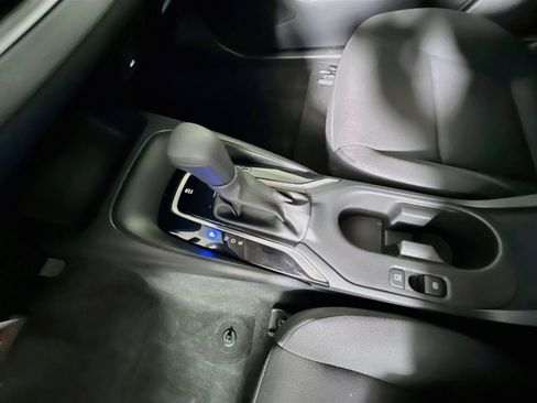 Used 2024 Toyota Corolla LE FWD image 23