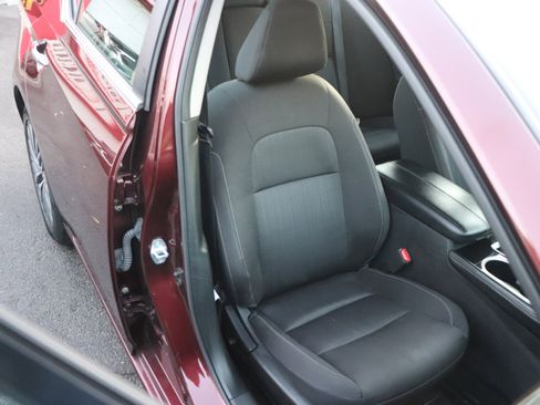 Used 2023 Nissan Altima 2.5 SV image 14