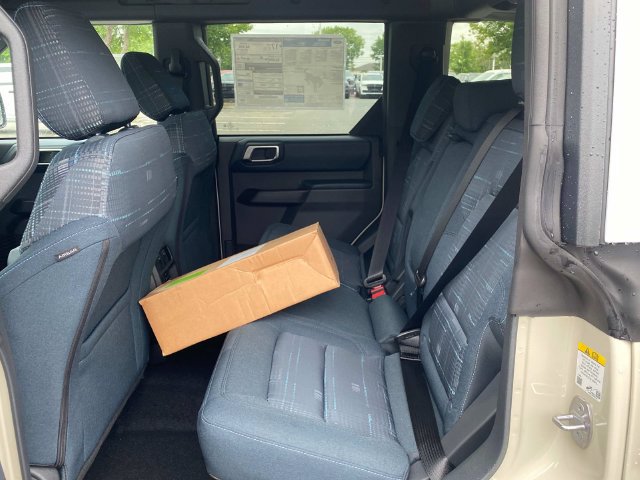 New 2026 Ford Bronco Heritage Edition AWD/4WD image 7