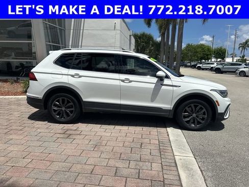 Certified 2022 Volkswagen Tiguan SE FWD image 6