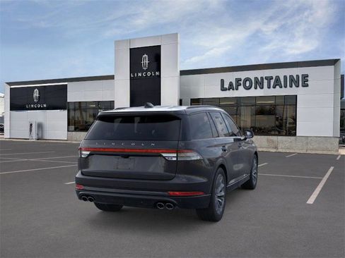 New 2025 Lincoln Aviator Premiere w/ Jet Appearance Package image 8