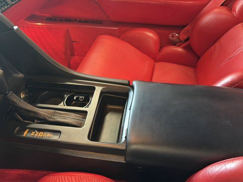 Used 1993 Chevrolet Corvette Coupe RWD image 20