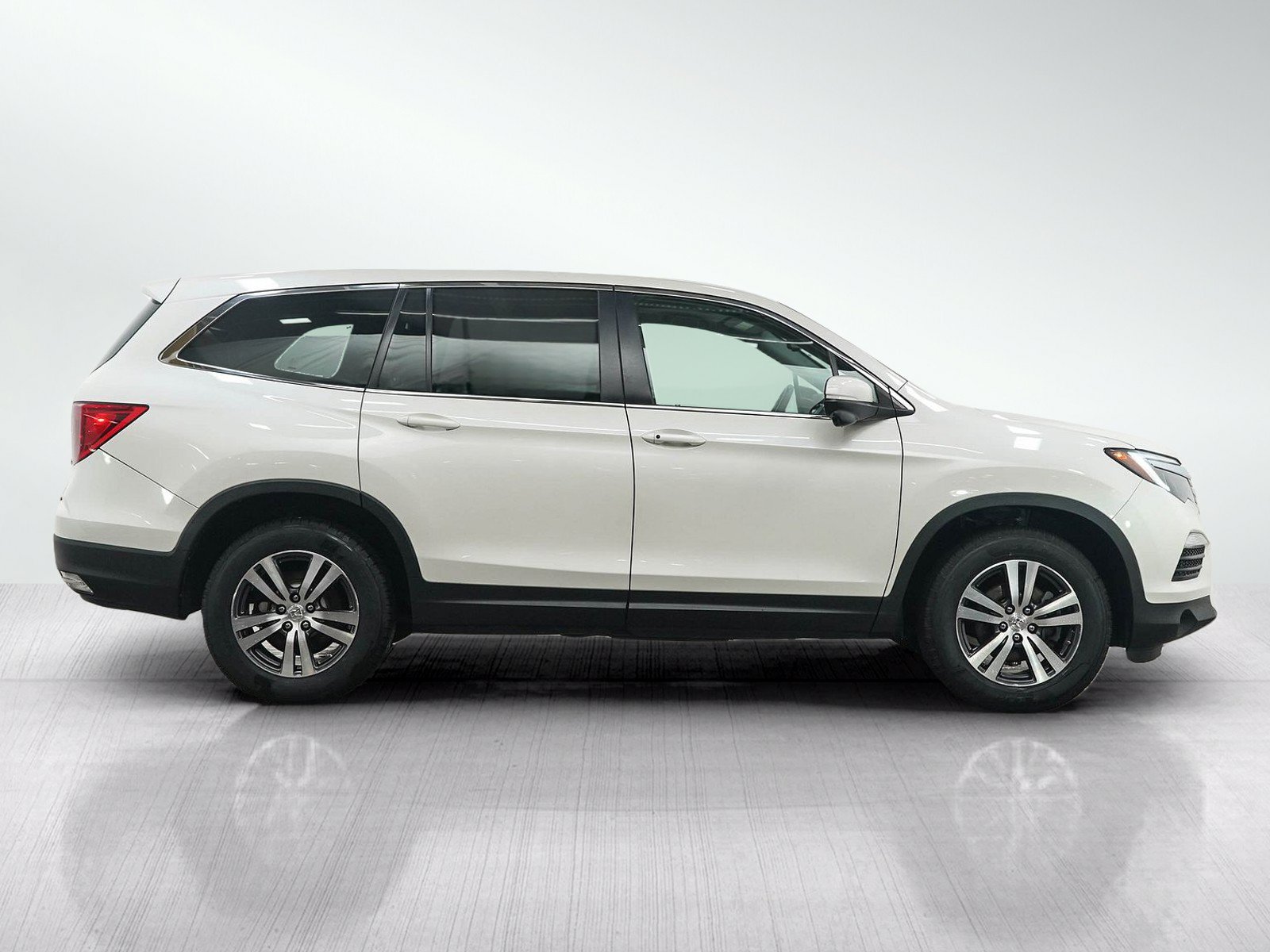 Used 2017 Honda Pilot EX-L image 7