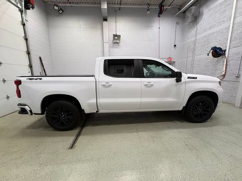Used 2025 Chevrolet Silverado 1500 RST AWD/4WD image 3