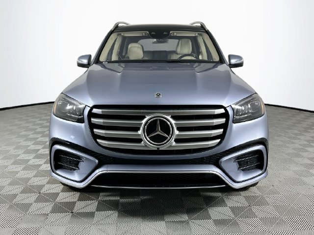 New 2026 Mercedes-Benz GLS 450 4MATIC image 2