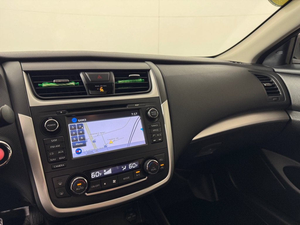 Used 2017 Nissan Altima 2.5 SV w/ Convenience Package FWD image 15